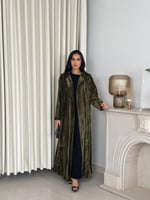 عبايه مخمل مكسر