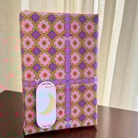 بطاقة إهداء زخرفة مع تاق