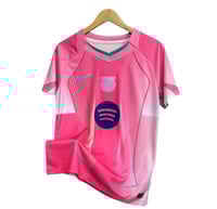 برشلونه 2026 مع طباعة لامين يمال