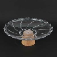 صحن زجاج دائري بقاعدة خشب مقاس 34*12 سم