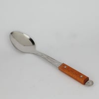 ملعقة استيل بيد خشب مقاس 36.5 سم