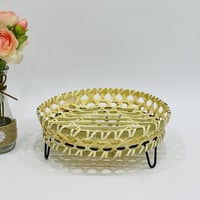 سلة دائري خزف بقاعدة حديد مقاس 26 سم