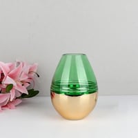 فازة زجاج بلون اخضرمع ذهبي مقاس 18سم