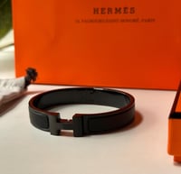 اسواره هرميز اسود