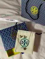 سلسال توري بورش مع حلق