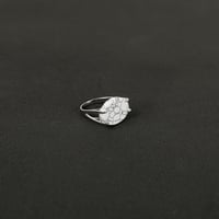 خاتم فضة ملكي بيضاوى شنكار - أبيض معّرق