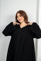 عباية كلوش راقيه بتدخيله قيطان كم الامام وعلى الكم