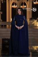 فستان سهرة ازرق طويل ملكي ناعم مع أكمام شفافة مزخر...