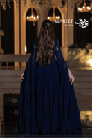 فستان سهرة ازرق طويل ملكي ناعم مع أكمام شفافة مزخر...