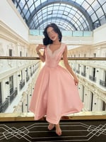 فستان سهره بقصة V مزين بشك فصوص