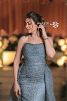 فستان سهرة أزرق سماوي فاخر بتطريز فضّي وقصّة أمامي...