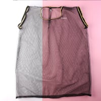 التل الاسود فقط بدون تطريز