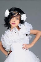 طوق بالاسم بتاتي مع ورد