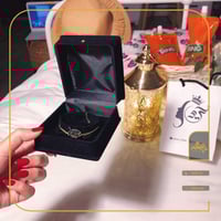 اسوارة ملكي فضه بالاسم -من احجار الماربل اسود |متج...