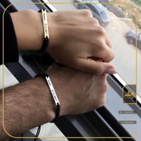 اساور رجالي ونسائي بالاسم مع تاريخ الميلاد -النجم