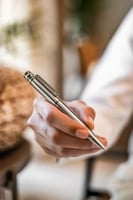 قلم DAHNAG إصدار رسمي