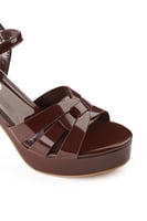 حذاء كلاسيكي سهرة أنثوي بمقدمة مفتوحة متقاطعة و كع...