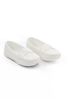 حذاء فلات طبي كاجوال مغلق بلمعة مزينة بحزام بأعلى...