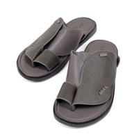 احذية شرقية