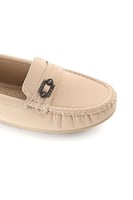 حذاء فلات طبي مغلق بلمعة وشريط جلدي