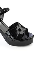 حذاء كلاسيكي سهرة أنثوي بمقدمة مفتوحة متقاطعة و كع...