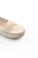 حذاء فلات طبي كاجوال مغلق مزينة بحزام مفرغ بأعلى ا...