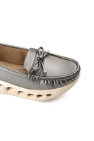 حذاء طبي كاجوال بشريطة بشكل فيونكة ونعل مطاطي مع ف...