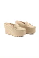 حذاء كعب عالي طبي سابو مفتوح بشريط جلدي على جوانبه...