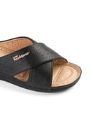 حذاء صيفي طبي أنيق فلات بدون لمعة مفرغ بمقدمة جلدي...