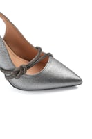 حذاء كلاسيكي سهرة أنيق بمقدمة مدببة مزينة بأحجار ل...