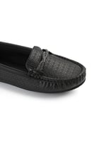 حذاء فلات طبي مغلق بدون لمعة