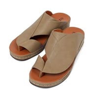 حذاء خليجي طبي