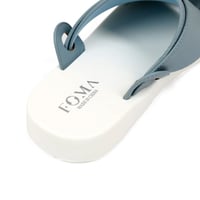 احذية شرقية