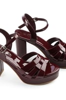 حذاء كلاسيكي سهرة أنثوي بمقدمة مفتوحة متقاطعة و كع...