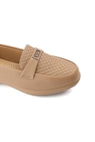 حذاء كعب متوسط طبي انيق ومريح يتوسطه شريط جلدي مزي...