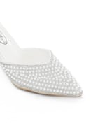 حذاء كلاسيكي سهرة أنيق بمقدمة مدببة مزينة باللؤلؤ...