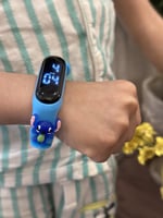 ساعة بشخصيات ديزني