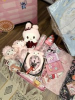 البوكس العملاق من الشخصيات