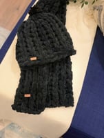 آيس كاب + سكارف بصناعة يدوية