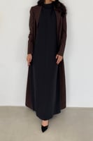 فستان اسود طويل