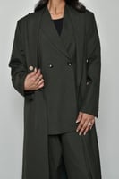 بدلة رسمية فقط ( فيست طويل + بنطلون )