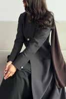 Linea Classic Abaya بني مقلم