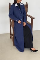 عباية بليزر كحلي بازارر ذهبية بياقة متباينة عالية...