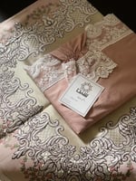 طقم سجادة وشرشف صلاة