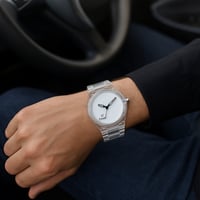 ساعة شبابية الشفافة لون ابيض EM050