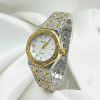 ساعة نسائية مميزة- ماركة ( NEW LATINA )