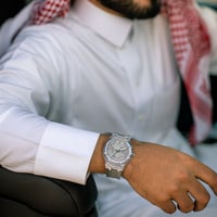 ساعة المملكة شفافة لون رصاصي EV1021