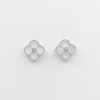 حلق زركون ذهبي او فضي