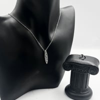 طقم سلسال مميز فضي