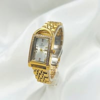 ساعة نسائية فاخرة ( VLAMOUR ) 010025